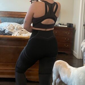 Gymshark Apex Sports Bra and Crop Top